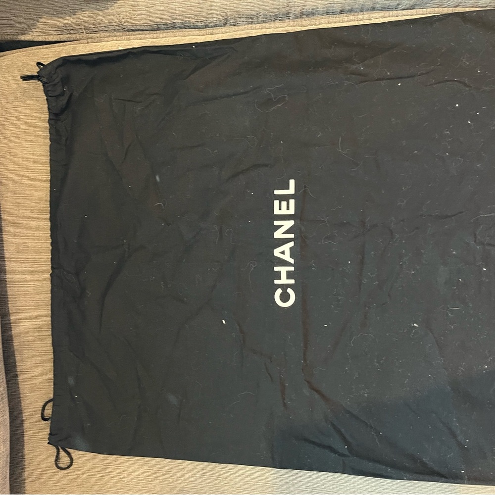 Large Collection of Designer Dust Bags - Picture 3 of 16